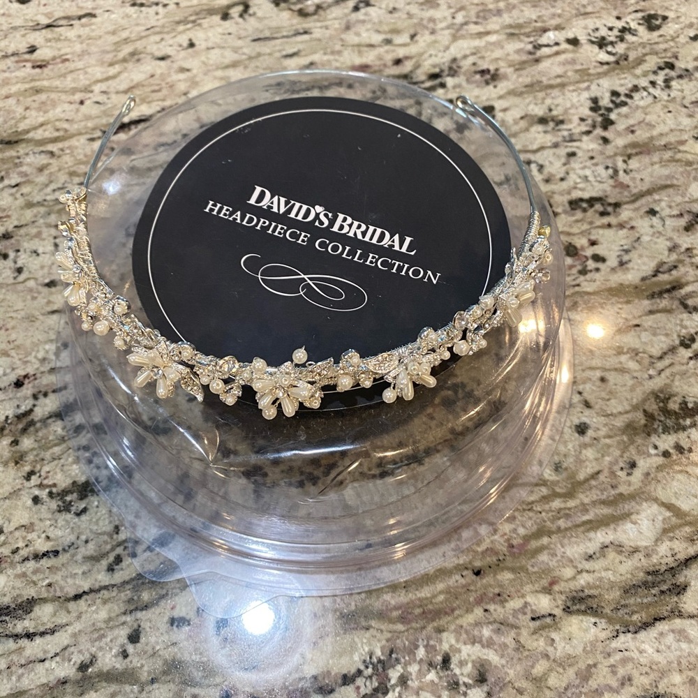 David’s Bridal Headpiece